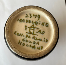 Fond du vase Gouda.jpg