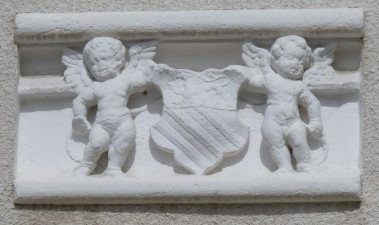 Lyon_Montchat, rue Charles Richard 51, CHATEAU BLASONS, 2024.05.15 01-cr600.jpg