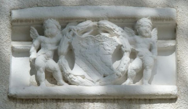 Lyon_Montchat, rue Charles Richard 51, CHATEAU BLASONS, 2024.05.15 02-cr600.jpg