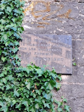 plaque Loyasse.jpg