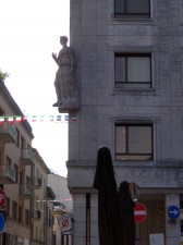 Statue à Treviso.jpg