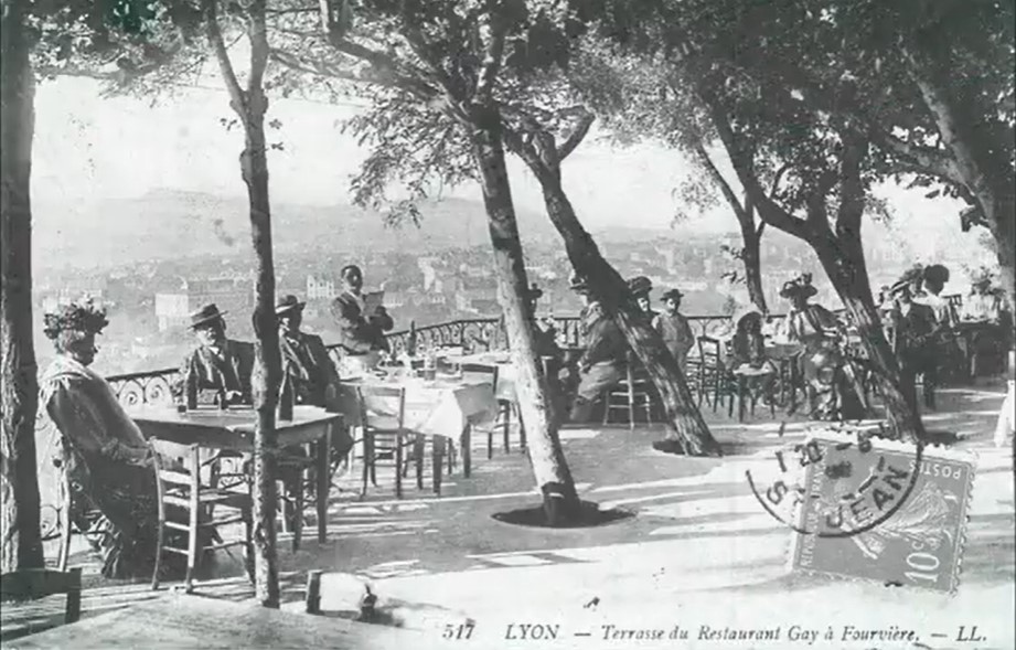 restaurant